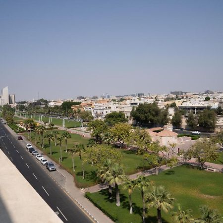 Sarwat Park Hotel Джеда Екстериор снимка